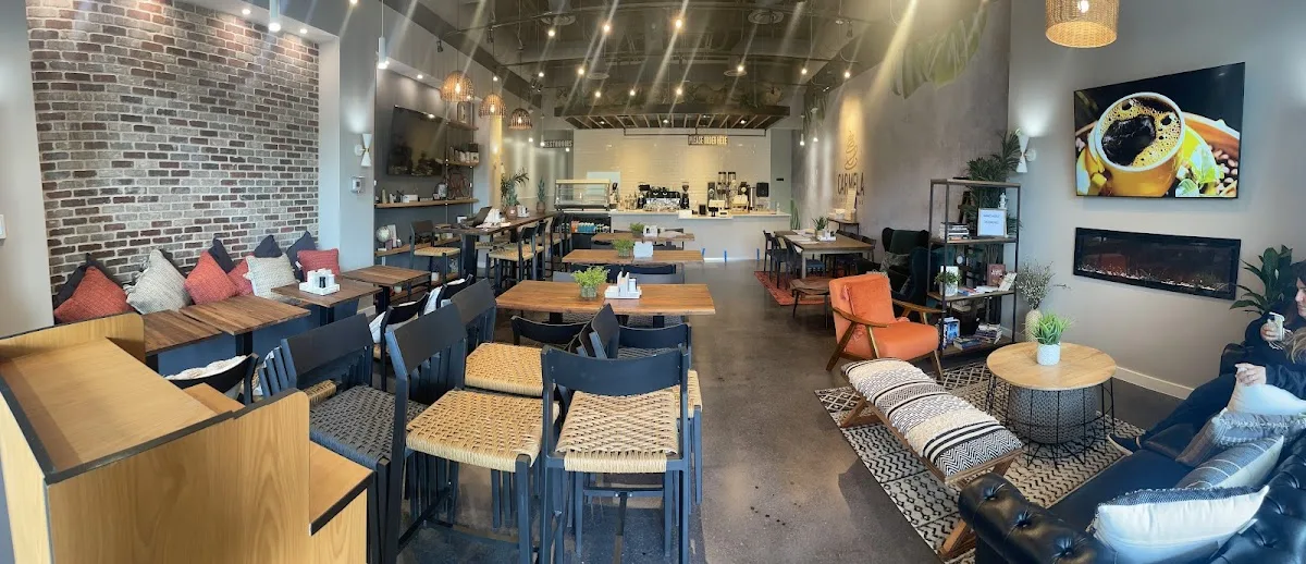 Carmela Coffee interior, Boca Raton